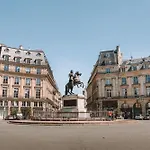 Διαμέρισμα In The Heart Of Parisian Treasures And Lifestyle Παρίσι