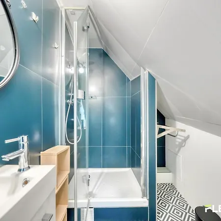 Apartment In The Heart Of Parisian Treasures And Lifestyle