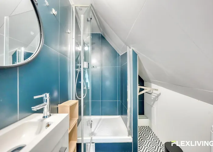 Apartment In The Heart Of Parisian Treasures And Lifestyle