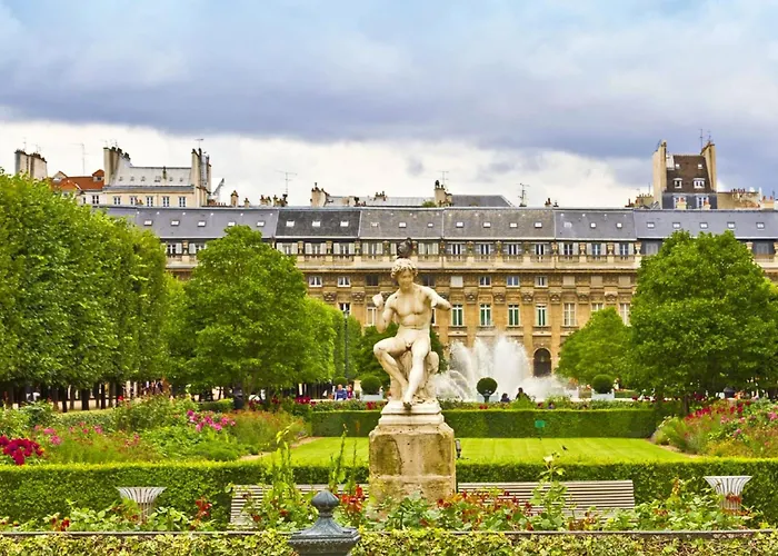 In The Heart Of Parisian Treasures And Lifestyle Paris